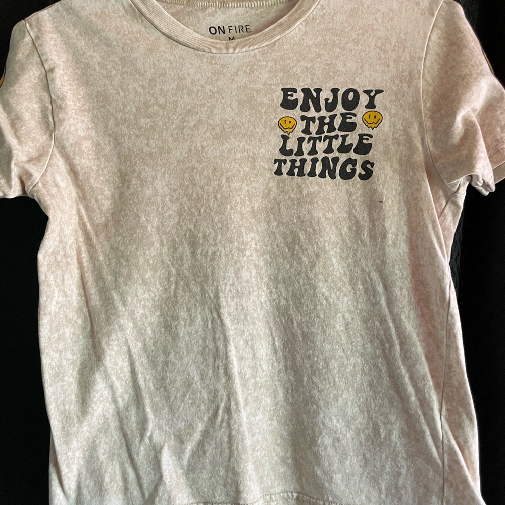 On Fire Women’s Junior Cream 'Enjoy the Little Things' Tee